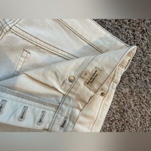 Madewell Darted Barrel Jean - white vintage canvas